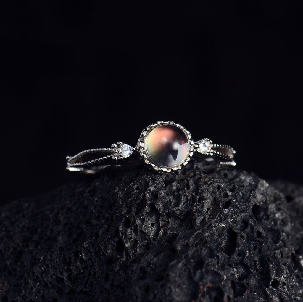 SJR009 Madagascar Moonstone Bezel Ring
