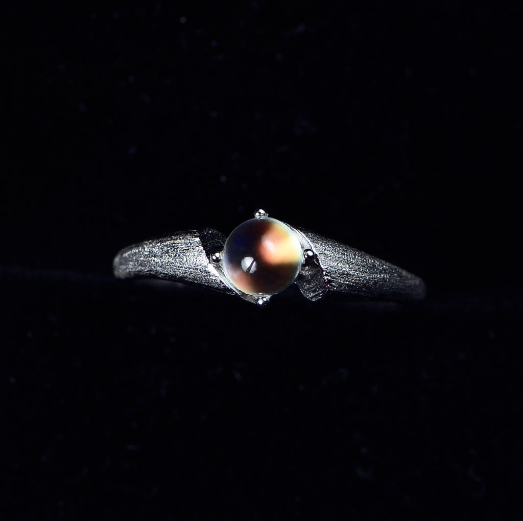 SJR010 Madagascar Moonstone Wave Matte Ring