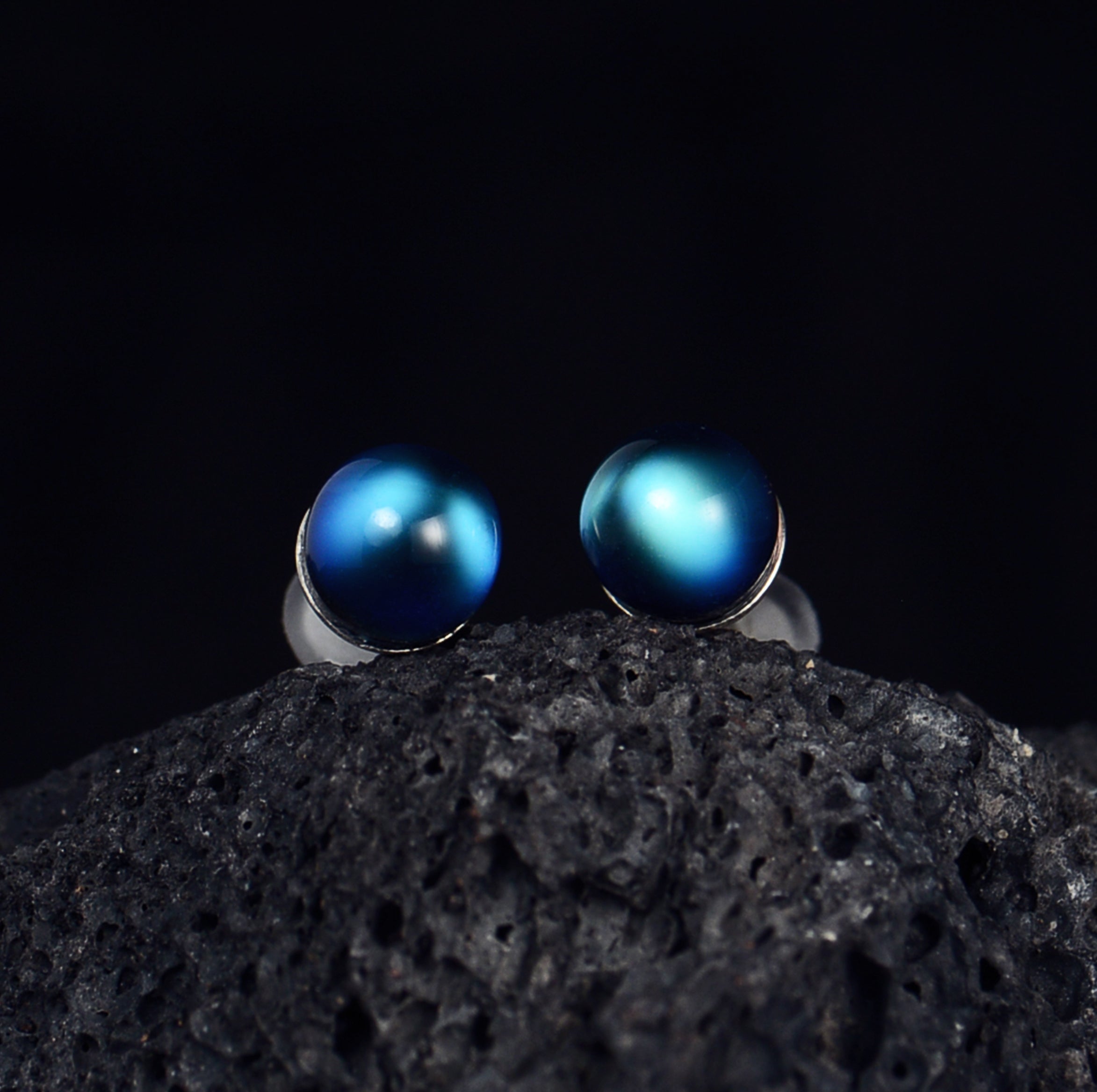 SJE003 Madagascar Moonstone (Blue Ray) Earstuds