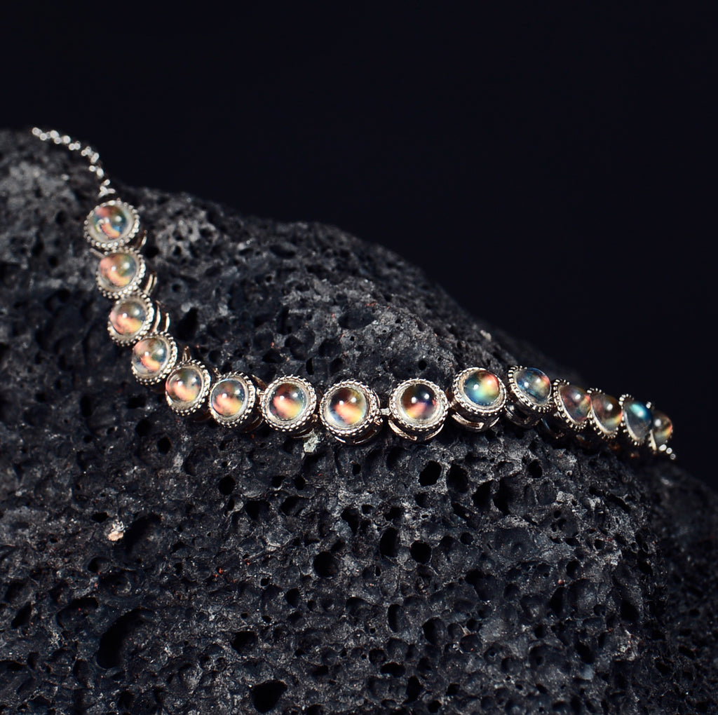SJB007 Madagascar Moonstone Bezel Bracelet