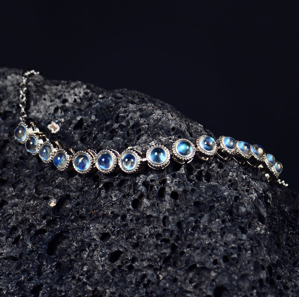 SJB007 Madagascar Moonstone Bezel Bracelet (Blue Ray)
