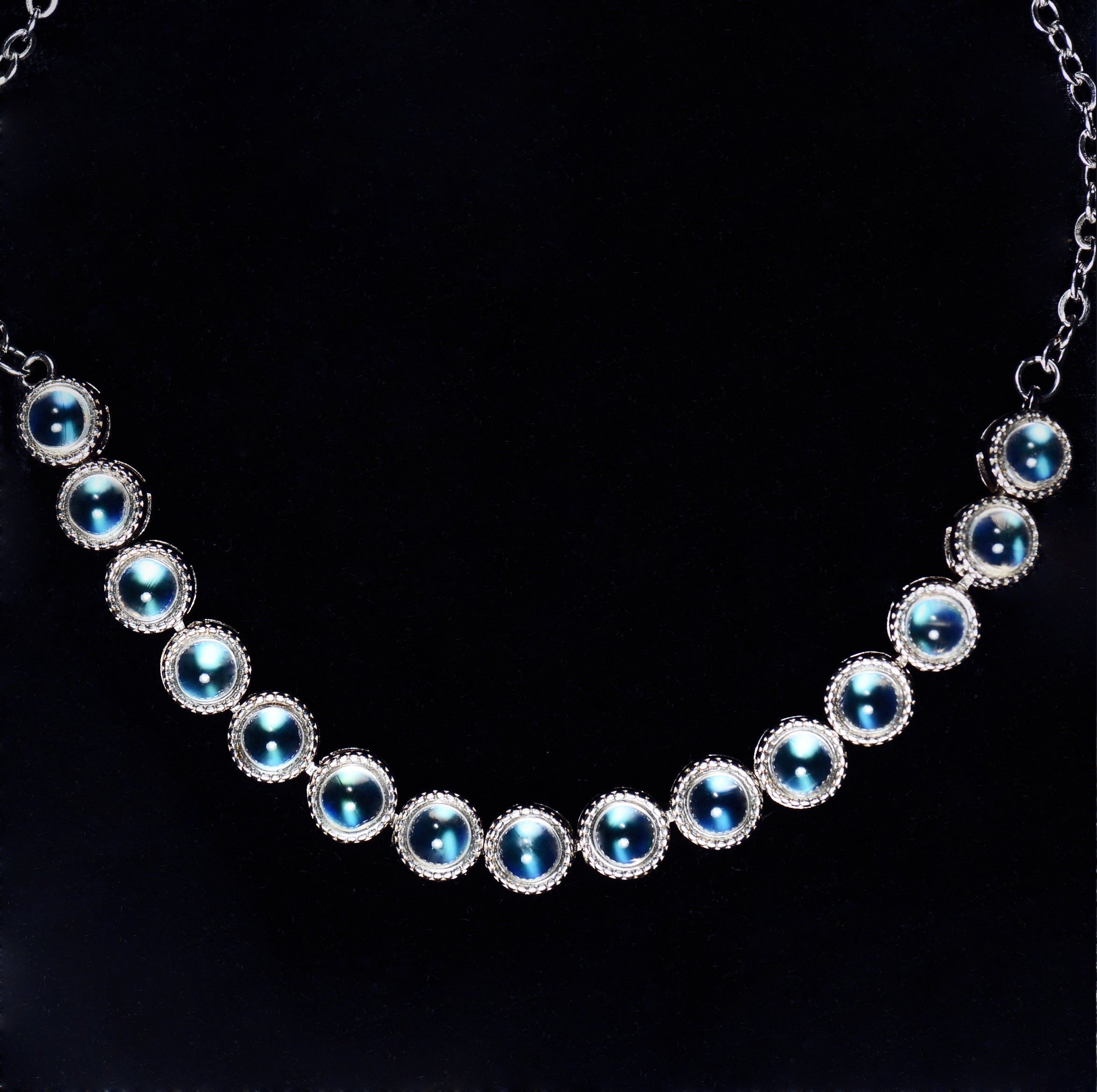 SJB007 Madagascar Moonstone Bezel Bracelet (Blue Ray)