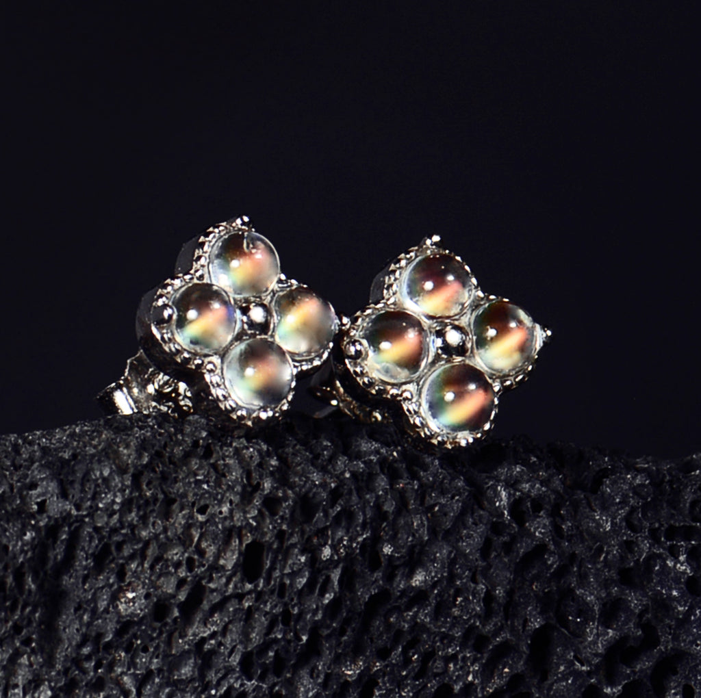 SJN006 Madagascar Moonstone Clover Earstuds Silver