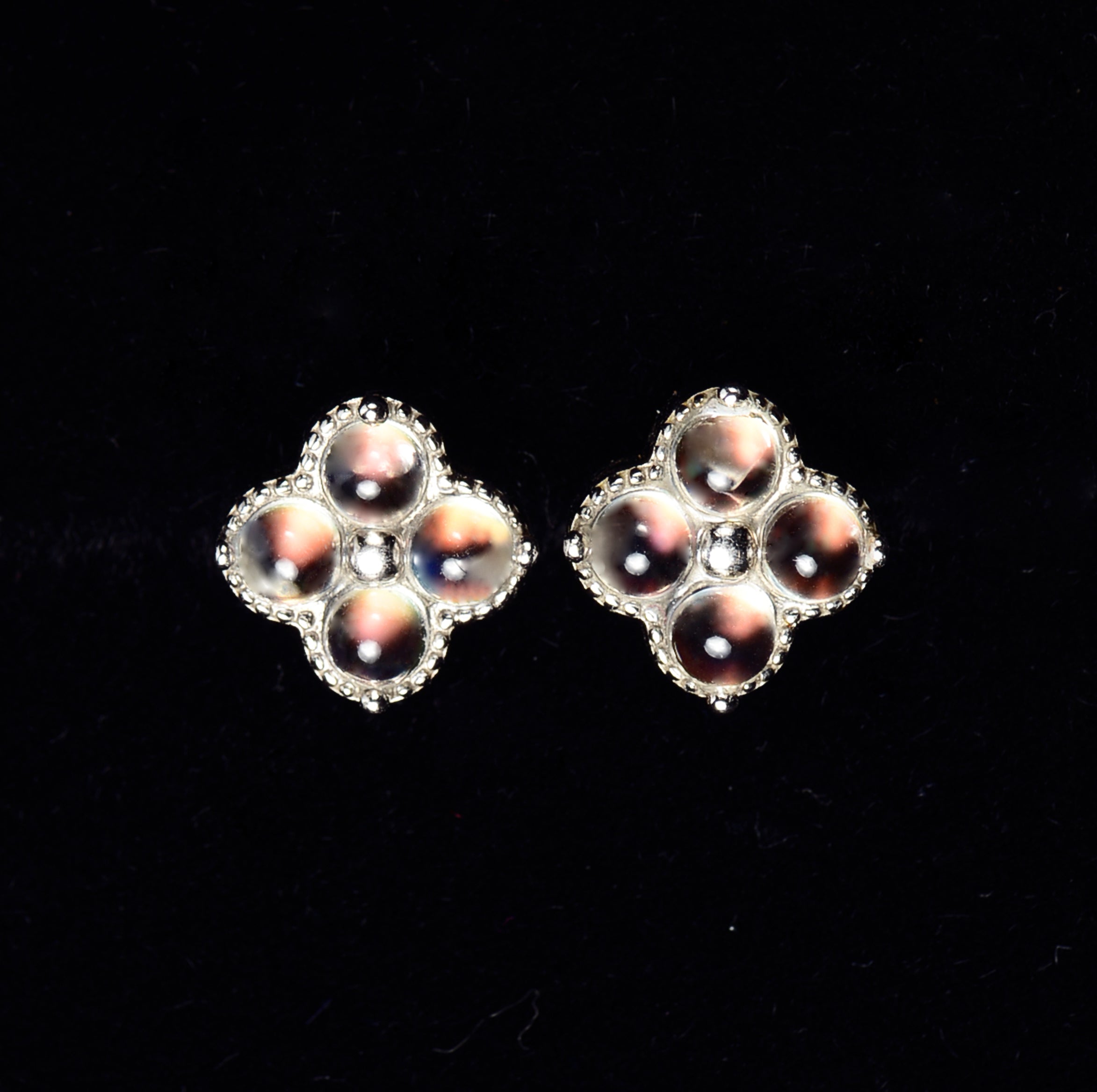 SJN006 Madagascar Moonstone Clover Earstuds Silver