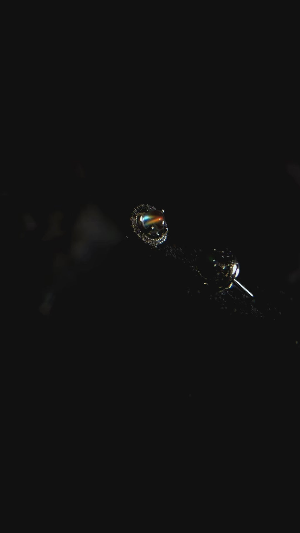 SJE002 Madagascar Moonstone Halo Earstuds